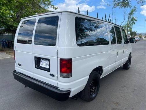 2002 ford e150
