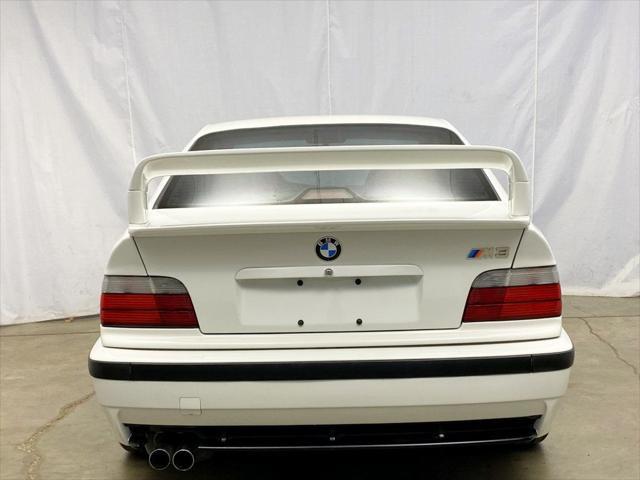 1996 bmw m3 base