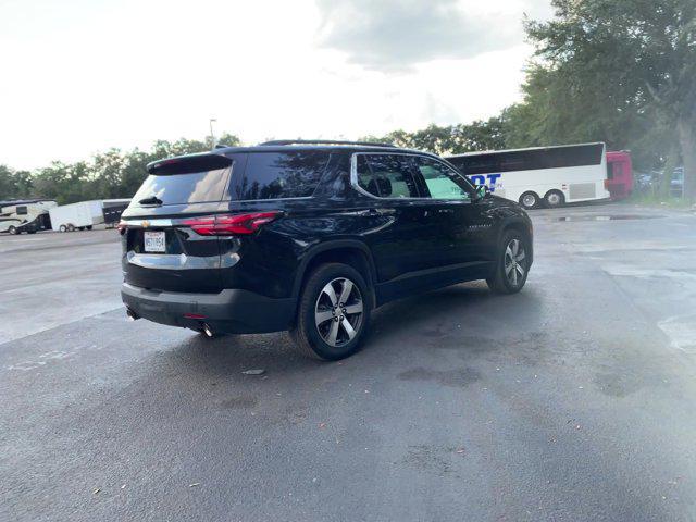 2022 chevrolet traverse lt leather