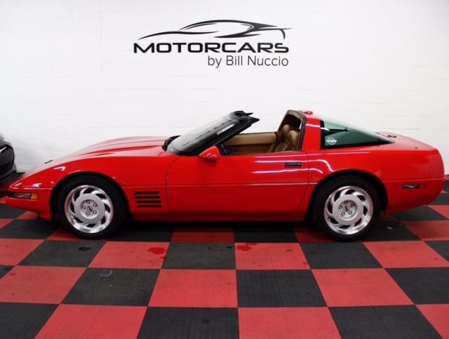 zr1 - red /tan- only 12k miles! one owner! recent service! owners collector box!