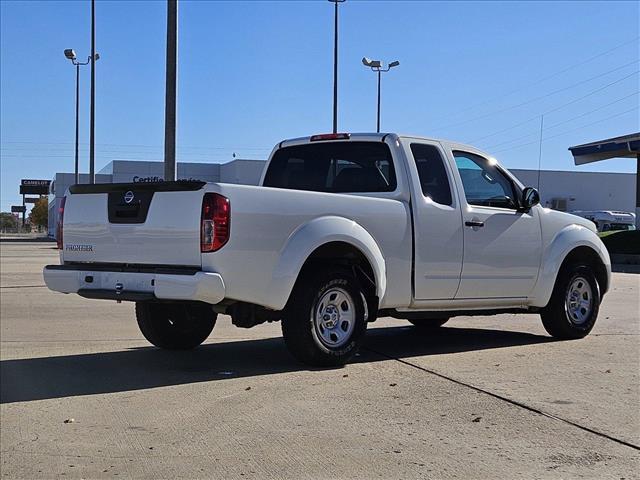 2019 nissan frontier s
