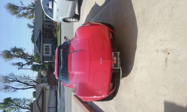 1977 chevrolet corvette t-top with fully rebuilt rear end