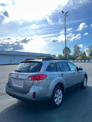 2011 subaru outback 2.5 i premium