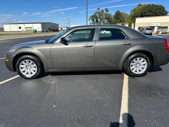 2008 chrysler 300 lx