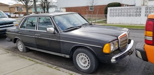 1985 mercedes 300d turbo diesel low mileage super clean runs exc no reserve
