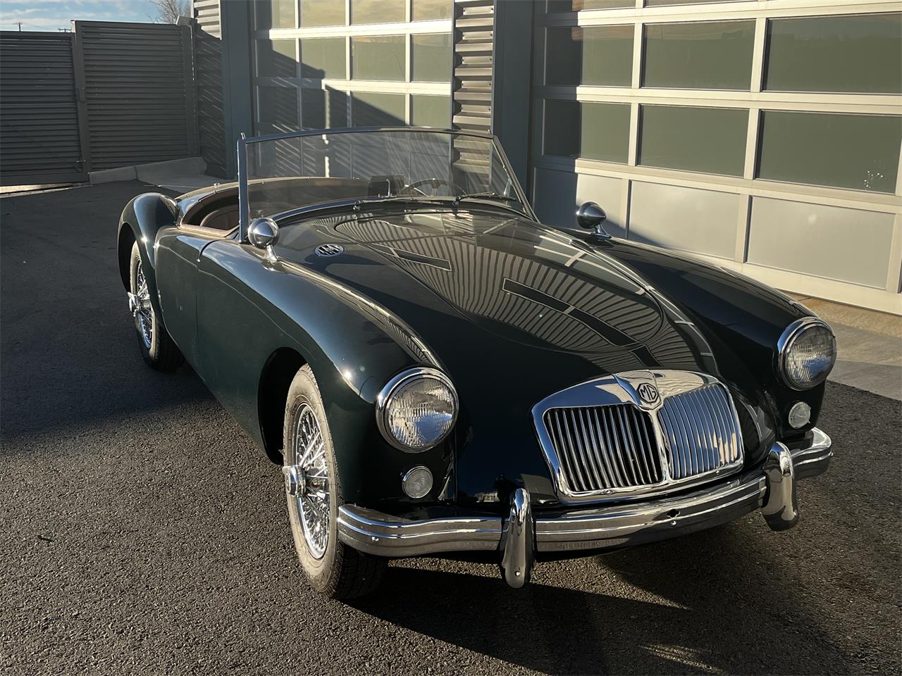 mg mga