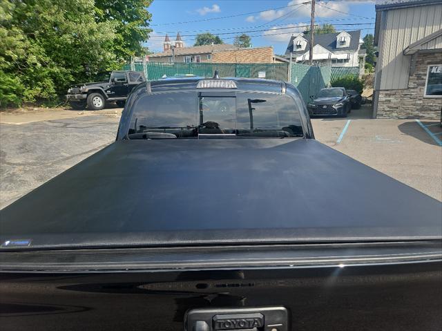 2022 toyota tacoma sr5