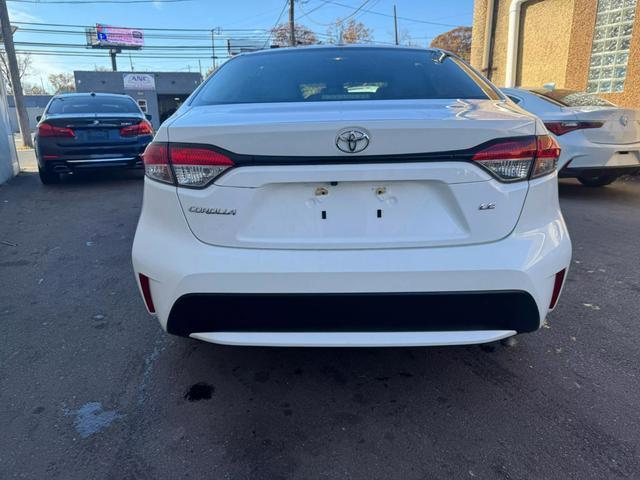 2020 toyota corolla le