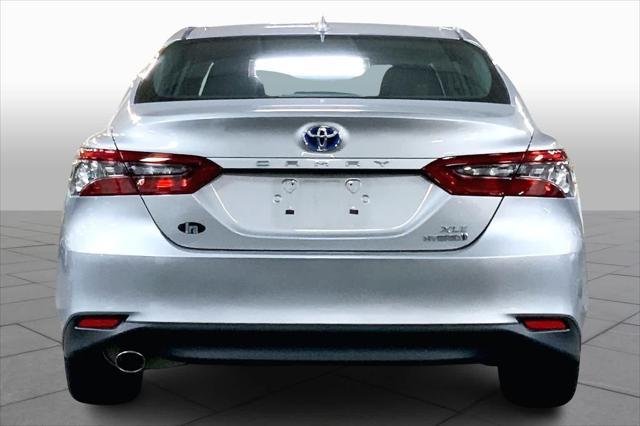 2024 toyota camry hybrid xle