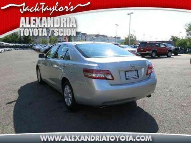 2011 toyota camry le in alexandria, va