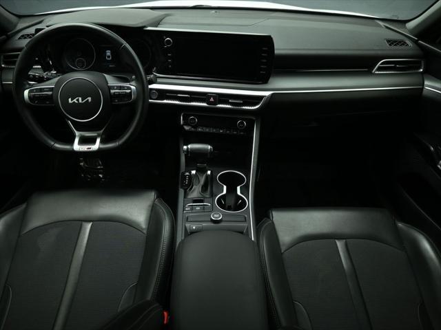 2022 kia k5 gt-line
