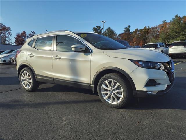 2022 nissan rogue sport sv
