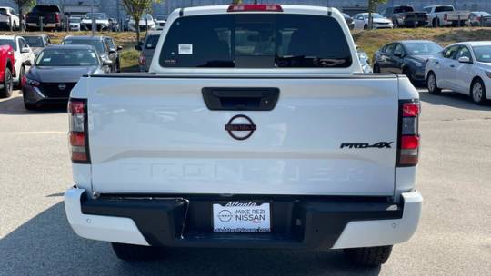 2024 Nissan Navara (Frontier) pro-4x