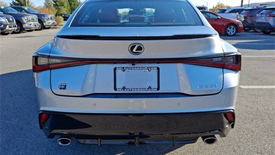 2022 Lexus IS