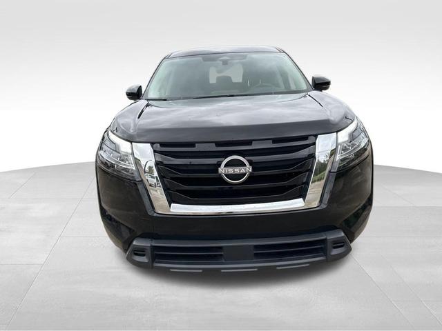 2022 nissan pathfinder s