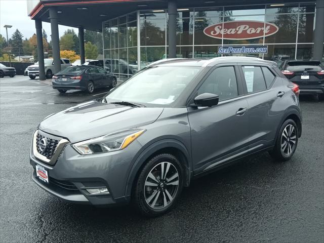 2019 nissan kicks sr
