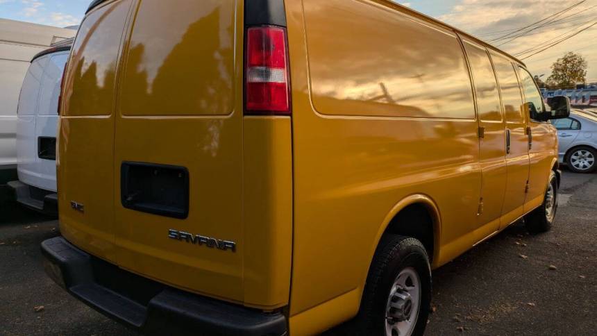 2018 gmc savana 2500