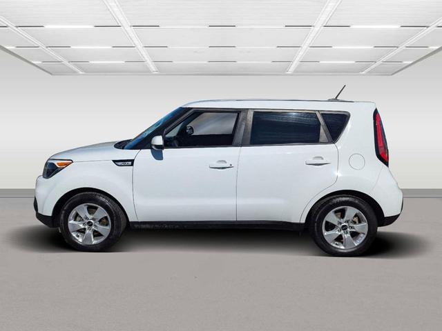 2017 kia soul base