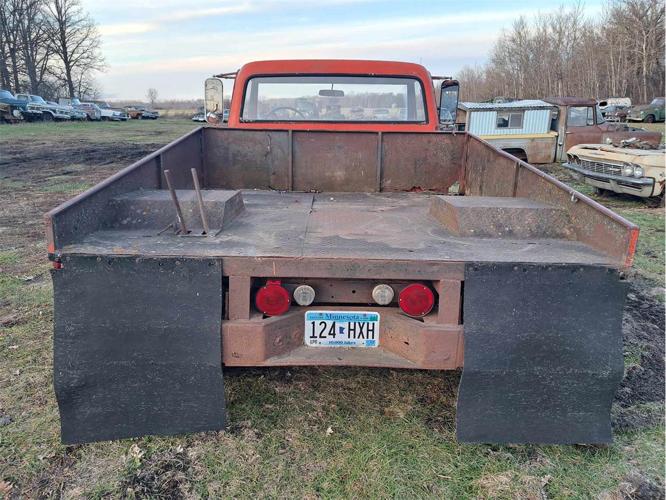 1971 gmc 1 ton flatbed in thief river falls, minnesota