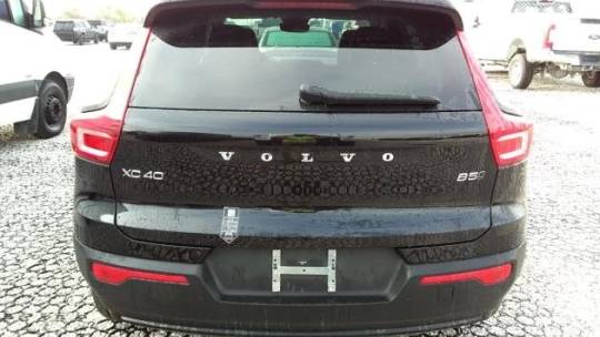 2024 Volvo XC40