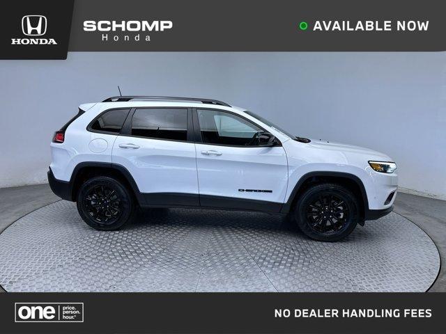 2023 jeep cherokee altitude lux