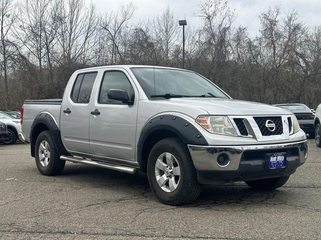2010 nissan frontier se