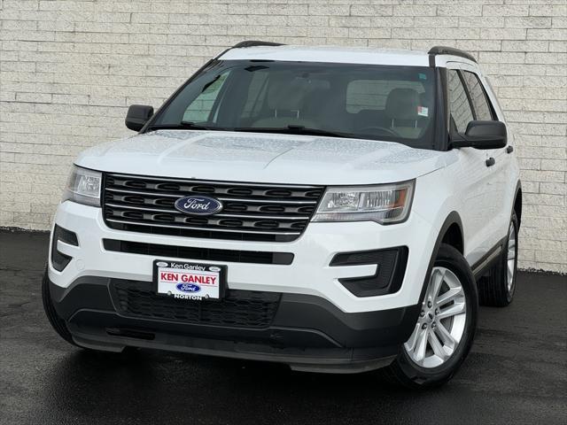 2017 ford explorer base
