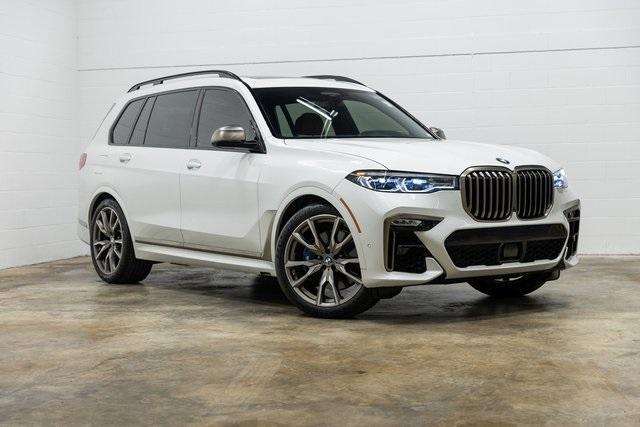 2022 bmw x7 m50i