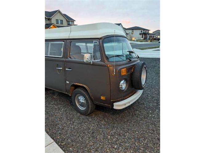1974 volkswagen type 2 in cadillac, michigan