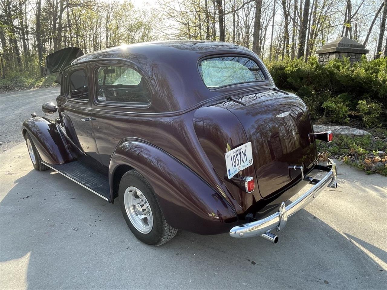 1937 chevrolet sedan