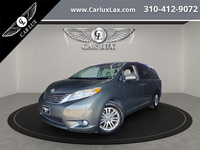 2012 toyota sienna xle
