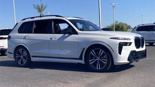 2025 BMW X7