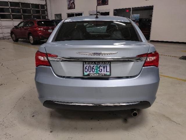 used 2014 chrysler 200 touring sedan oregon city, or 97045 for sale in oregon city, oregon