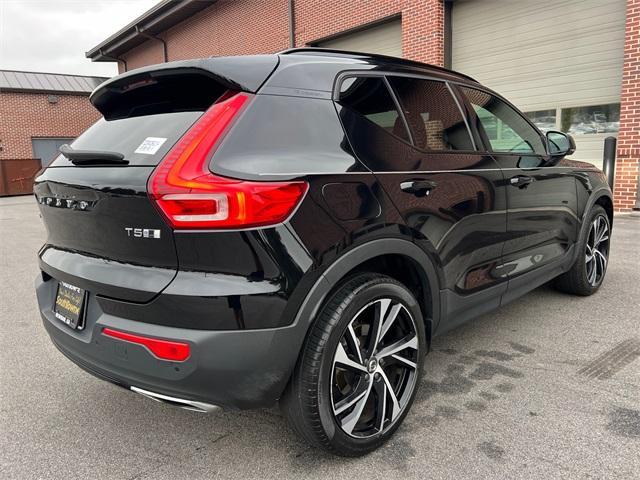 2020 volvo xc40 t5 r-design