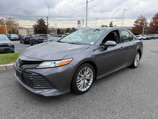 2019 toyota camry xle