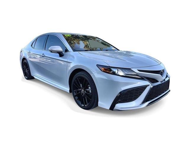 2022 toyota camry xse