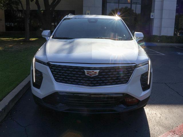 2024 cadillac xt4 premium luxury