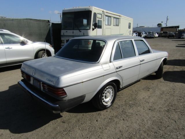 c 1981 mercedes-benz 240d 4 dr diesel used 2.4l i4 8v manual no reserve