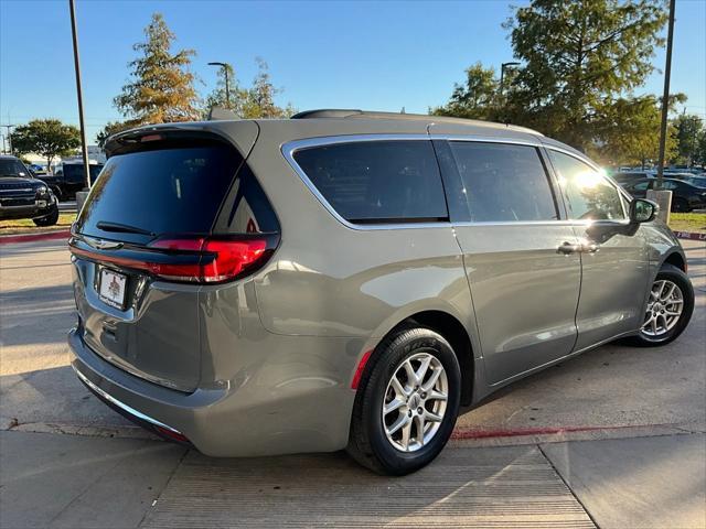 2022 chrysler pacifica touring l