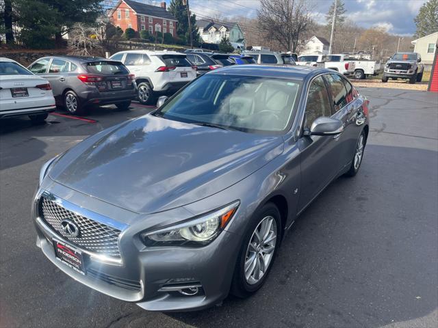2015 infiniti q50 base