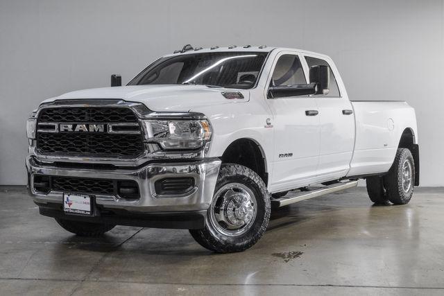 2022 ram 3500 tradesman crew cab 4x4 8' box
