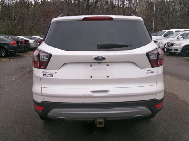 2017 ford escape se