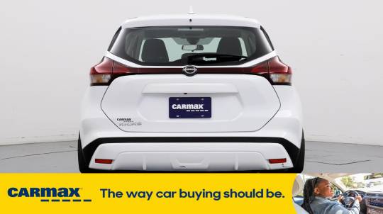 2022 Nissan Kicks