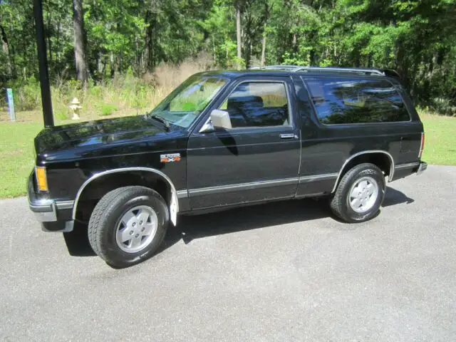 1987 s10 blazer. 4wd. 62k miles