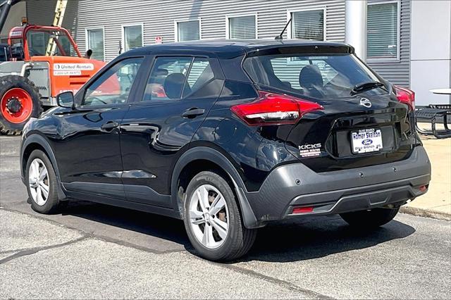 2020 nissan kicks s