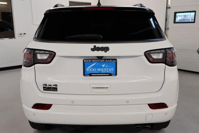 2022 jeep compass altitude