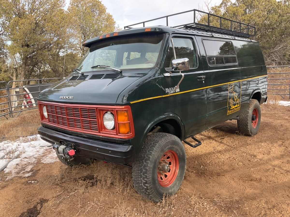 1982 dodge ram 4x4 350 van
