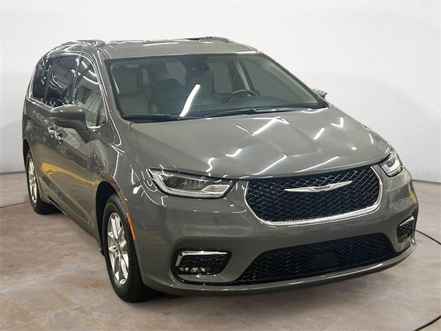 2021 chrysler pacifica touring l