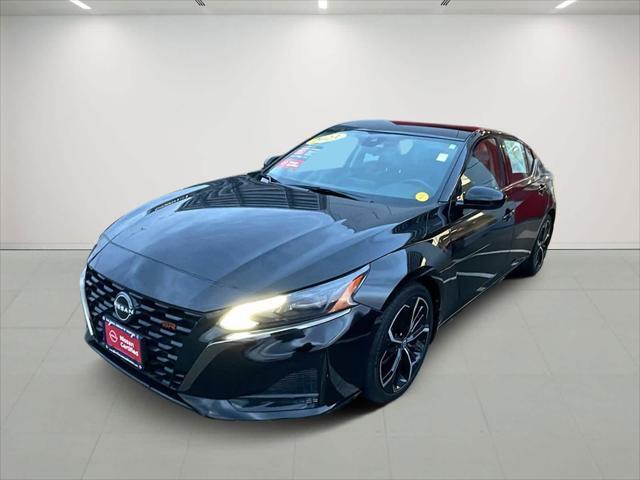 2023 nissan altima sr fwd