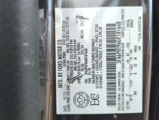 2016 ford fusion se